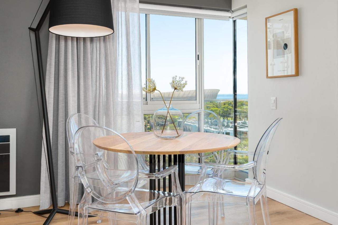 Point Break Luxury * Cape Town